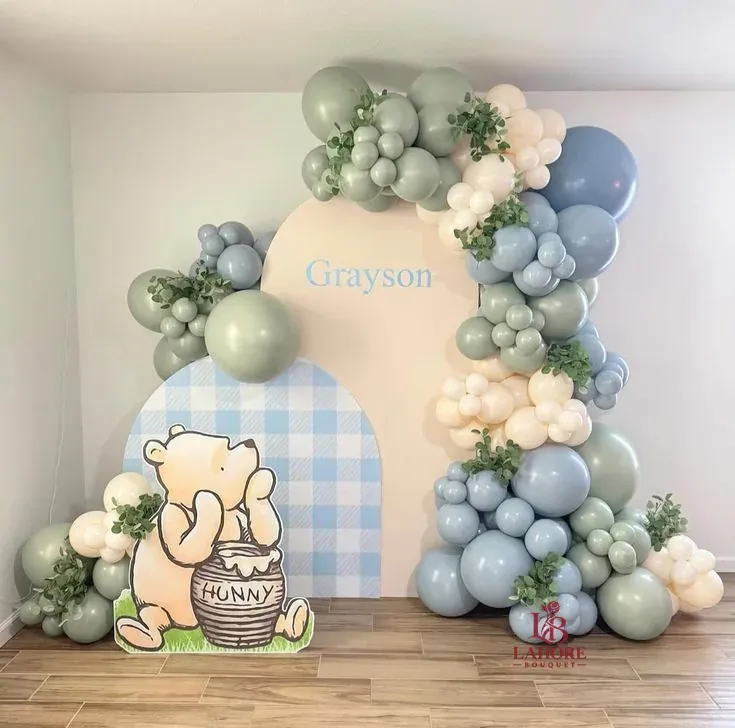 Winnie the Pooh Baby Shower Balloon Backdrop